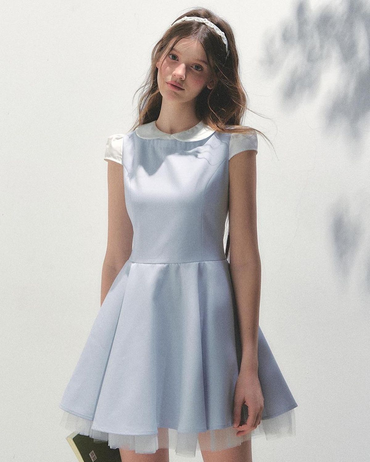 Contemporary women's fashion style