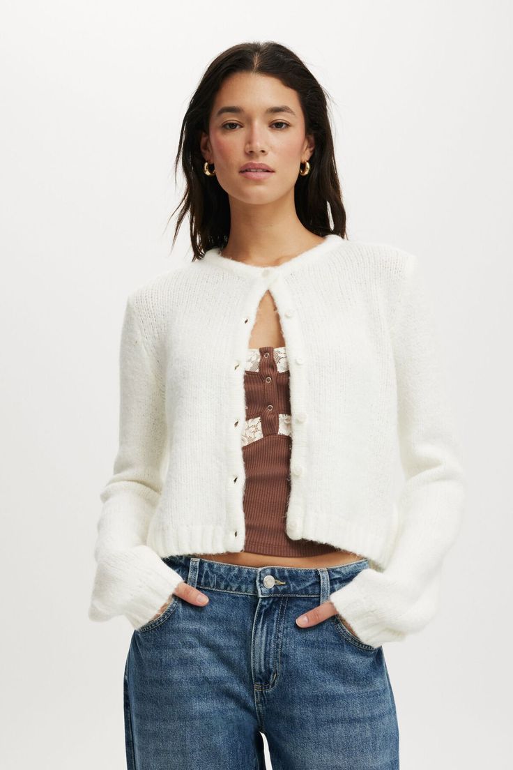 Cardigans & Knitwear