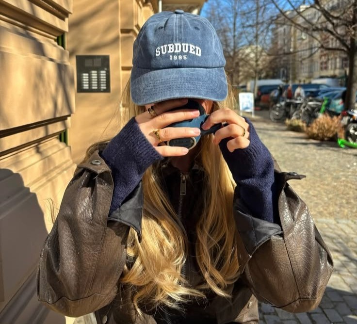 CASUAL HATS