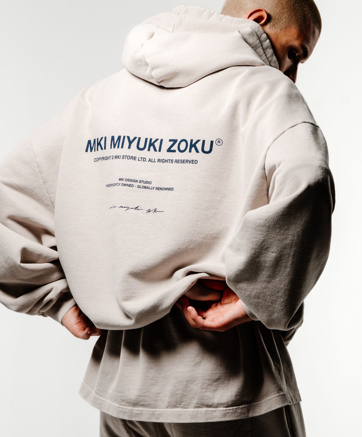 Men's Tops